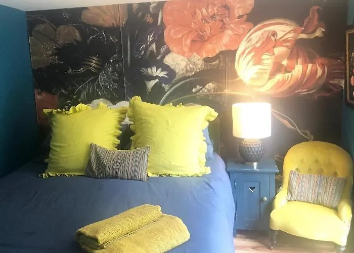 The Welcome Snug לינה וארוחת בוקר